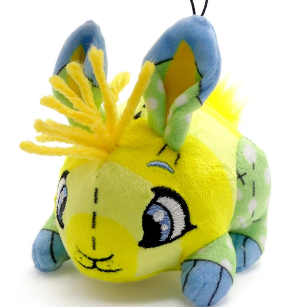 4 Inch Neopets 21st Anniversary Year Edition Snowbunny Key Clip Plush